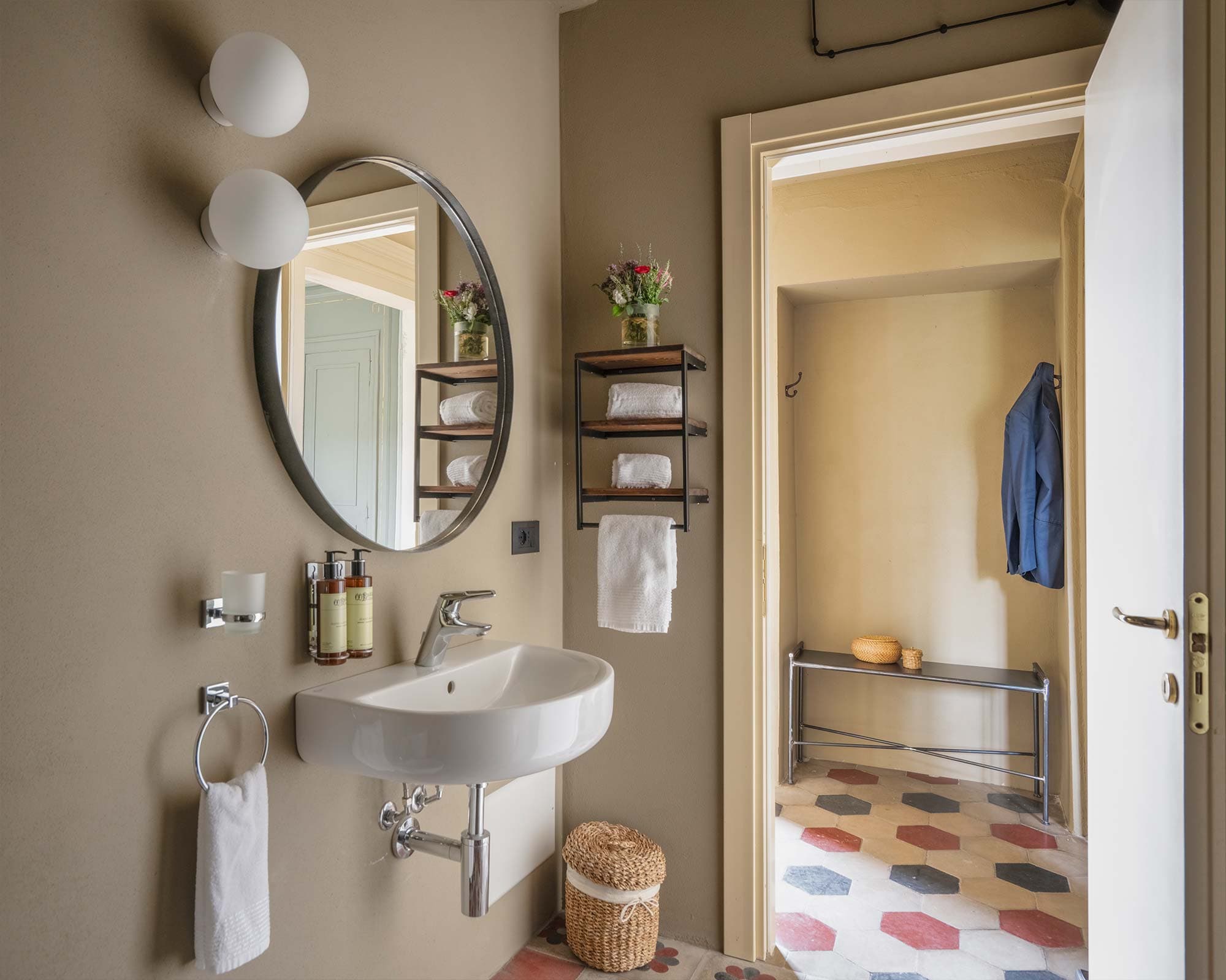 vigne di fagnano tra donne sole bagno