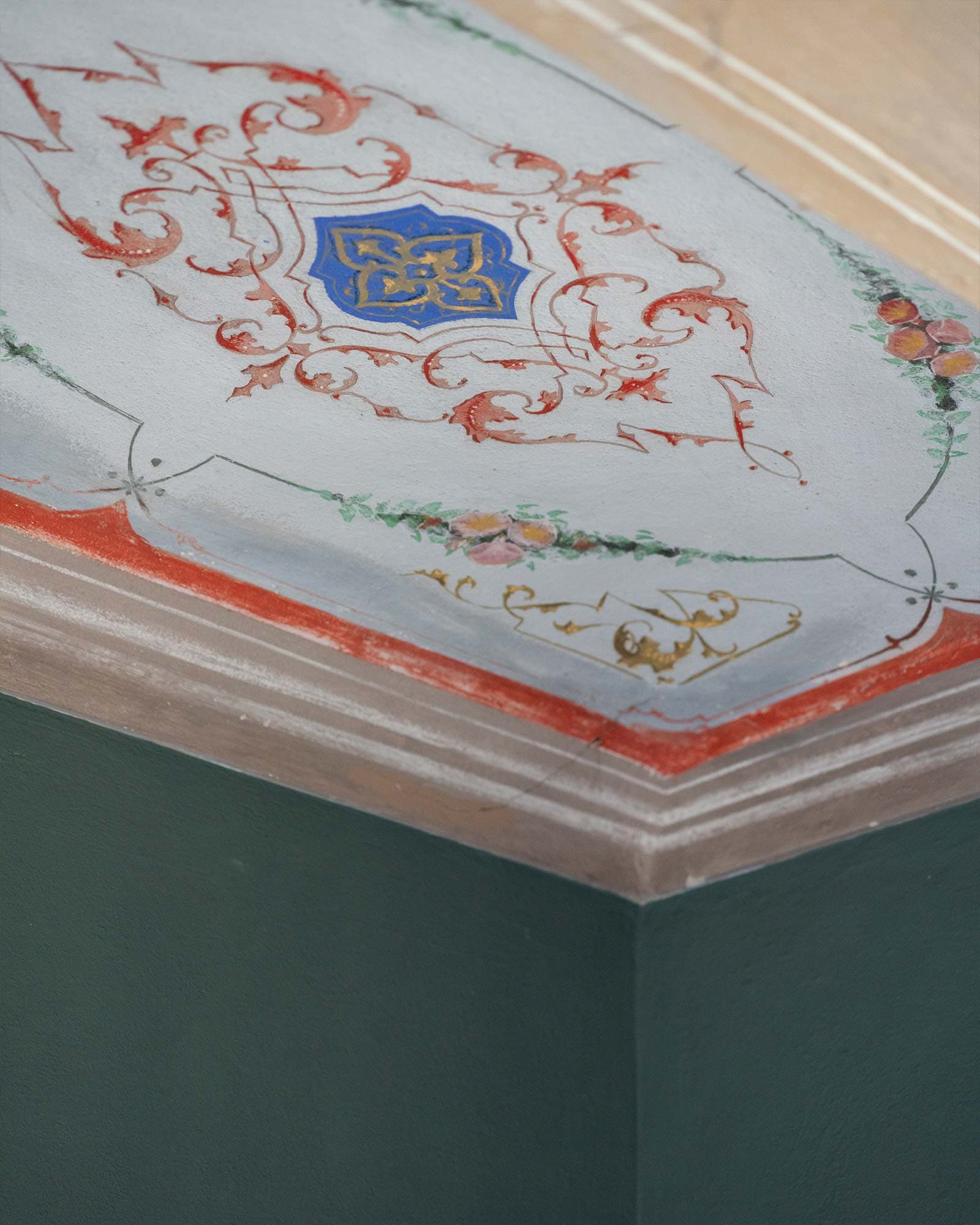 vigne di fagnano il diavolo sulle colline affreschi soffitto